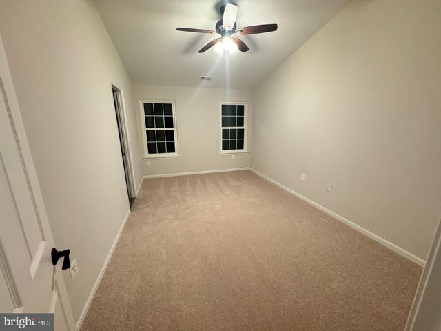 14024 ADOLPHUS DR, Centreville, VA 20121