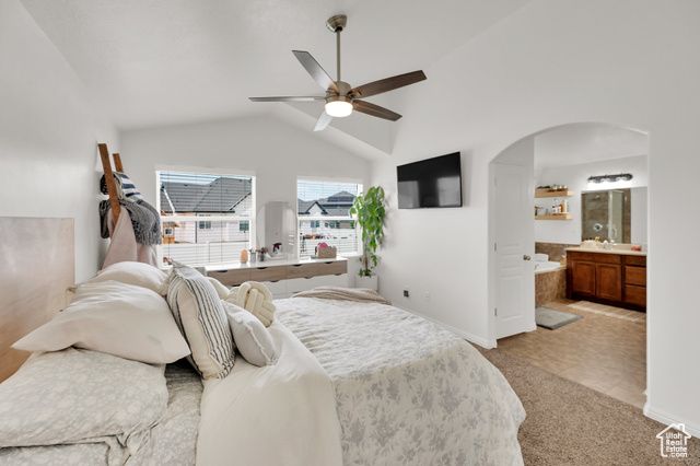 3348 W 2300 N, Clinton, UT 84015