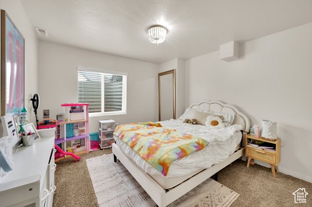 3348 W 2300 N, Clinton, UT 84015