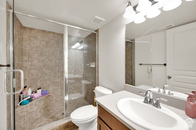 3348 W 2300 N, Clinton, UT 84015