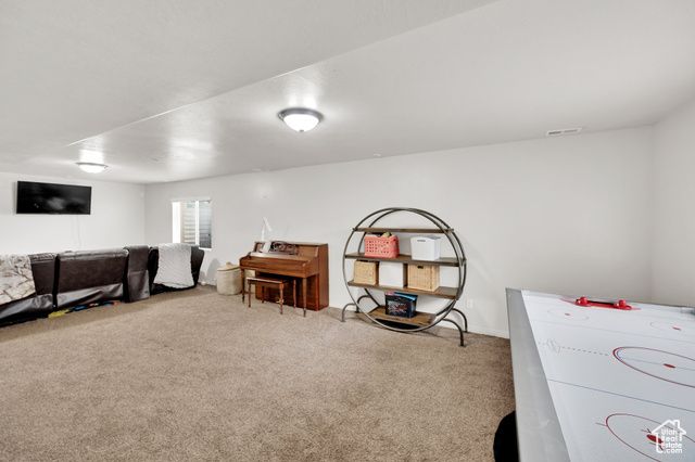 3348 W 2300 N, Clinton, UT 84015