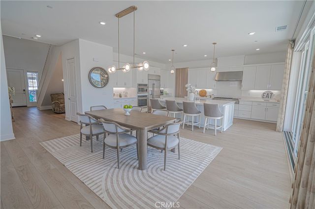 24372 Calle La Roca, Valencia, CA 91354