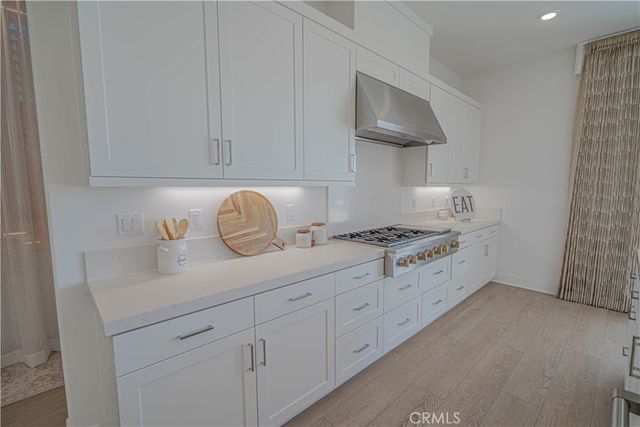 24372 Calle La Roca, Valencia, CA 91354