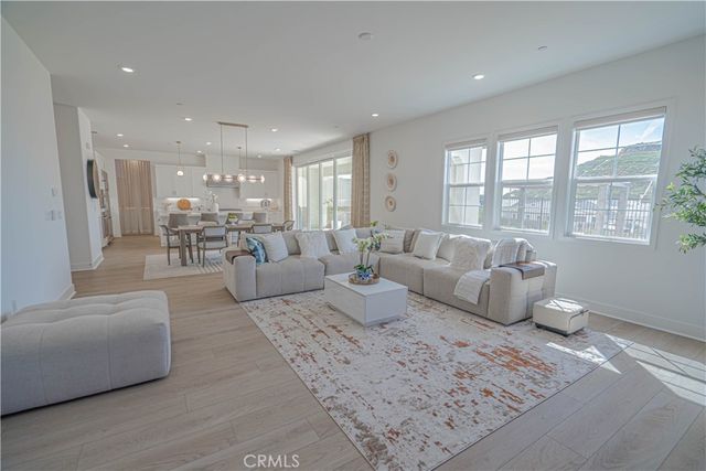 24372 Calle La Roca, Valencia, CA 91354