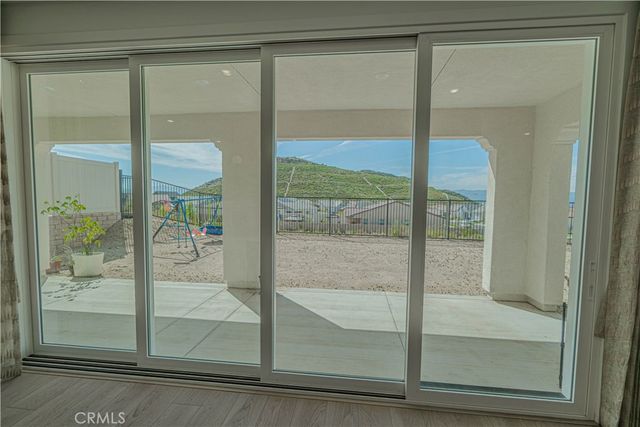 24372 Calle La Roca, Valencia, CA 91354