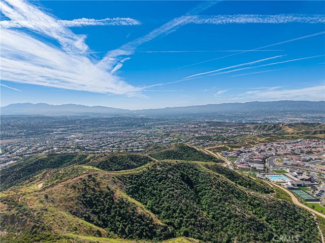 24372 Calle La Roca, Valencia, CA 91354