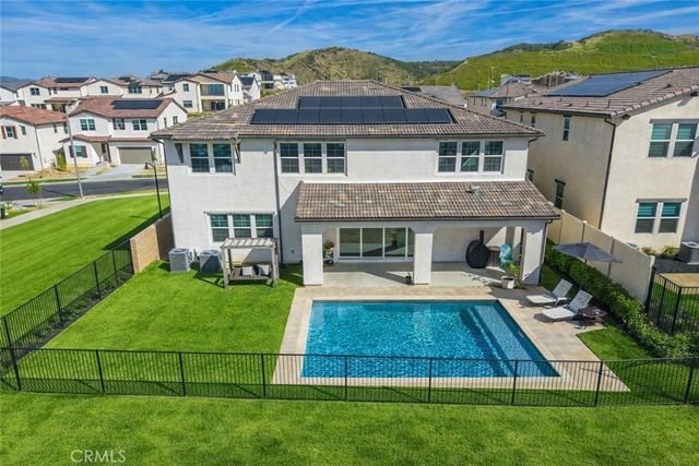 24372 Calle La Roca, Valencia, CA 91354