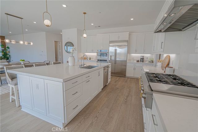 24372 Calle La Roca, Valencia, CA 91354