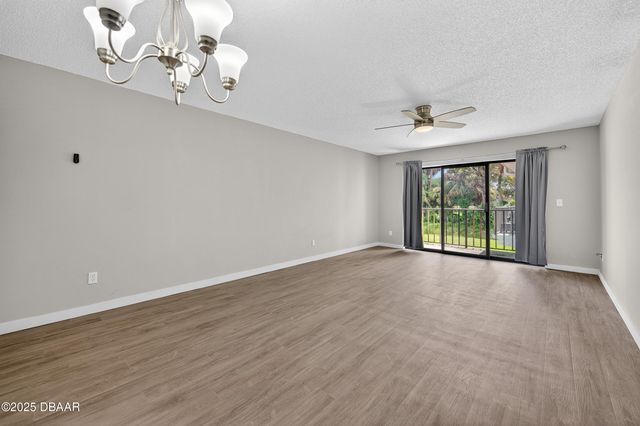 1504 Virginia Ave Apt 212, Daytona Beach, FL 32114