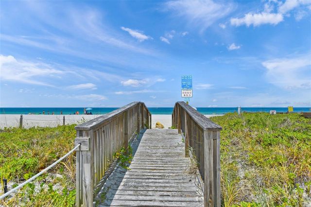 3500 EL CONQUISTADOR PARKWAY 267, Bradenton, FL 34210