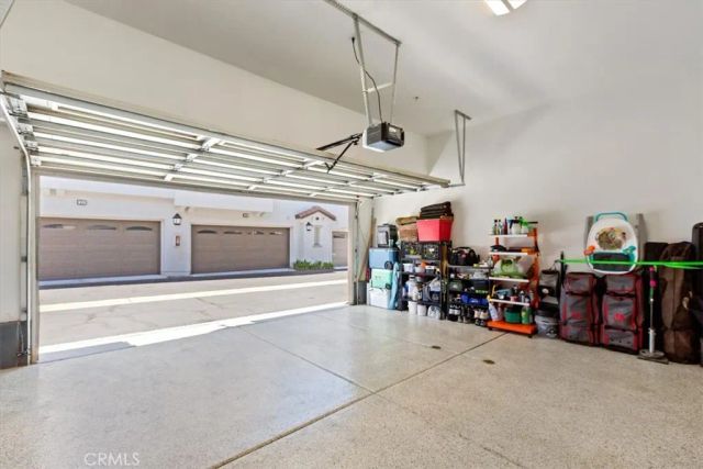 15723 Parkhouse 19, Fontana, CA 92336