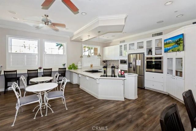 15723 Parkhouse 19, Fontana, CA 92336