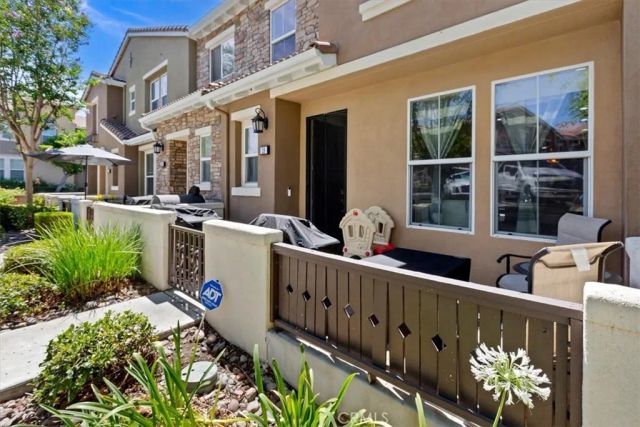 15723 Parkhouse 19, Fontana, CA 92336