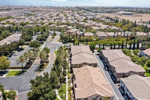 15723 Parkhouse 19, Fontana, CA 92336