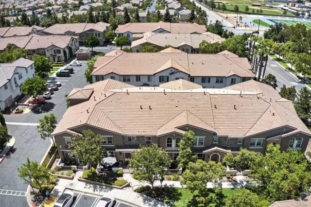 15723 Parkhouse 19, Fontana, CA 92336