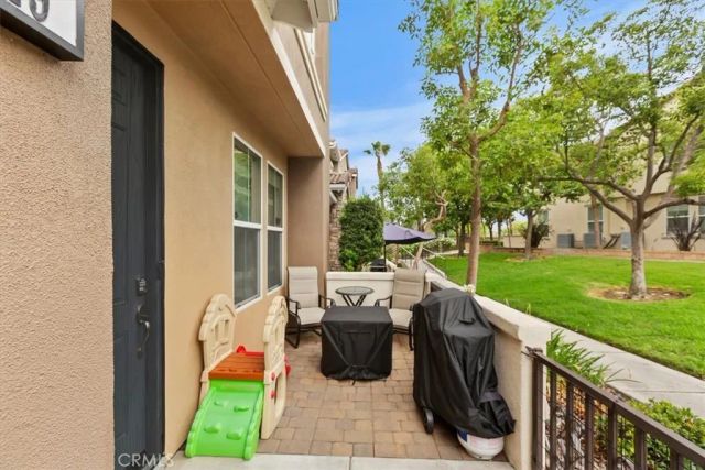 15723 Parkhouse 19, Fontana, CA 92336