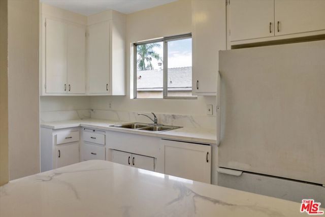 1753 N Garfield Place 7, Los Angeles, CA 90028