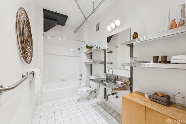 245 5th Street 105, San Francisco, CA 94103