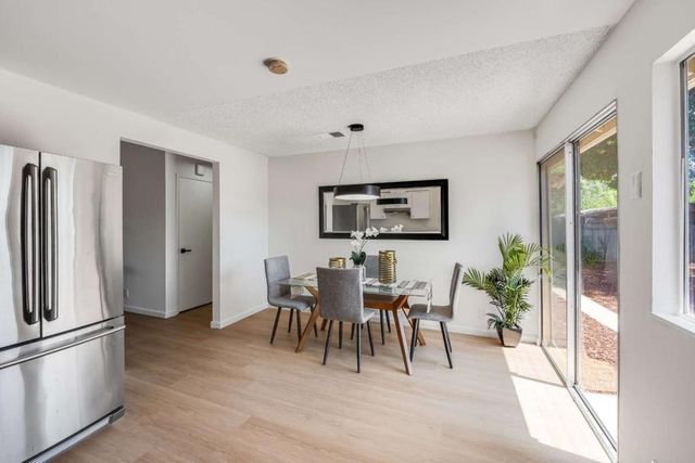 2403 Ridgeglen Way, San Jose, CA 95133