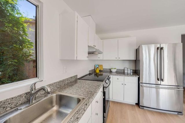 2403 Ridgeglen Way, San Jose, CA 95133