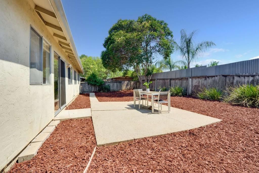 Image 29 of property listing at 2403 Ridgeglen Way, San Jose, CA 95133