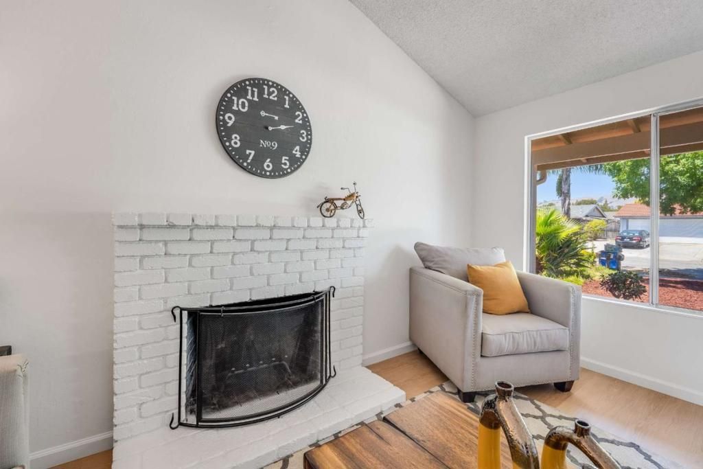 Image 6 of property listing at 2403 Ridgeglen Way, San Jose, CA 95133
