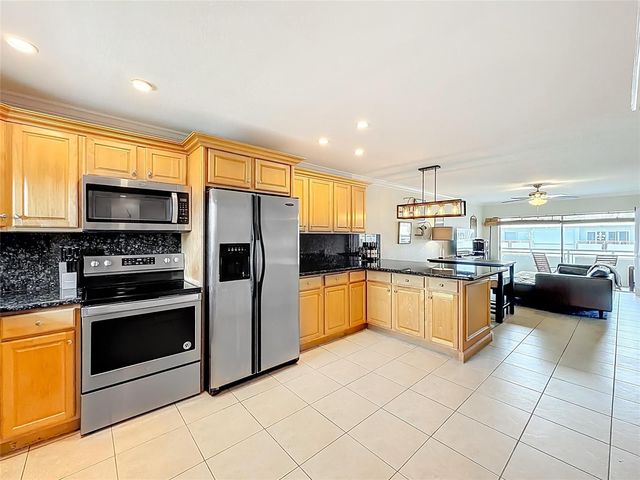 1198 Hillsboro Mile 334, Hillsboro Beach, FL 33062