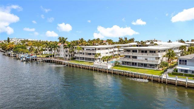 1198 Hillsboro Mile 334, Hillsboro Beach, FL 33062