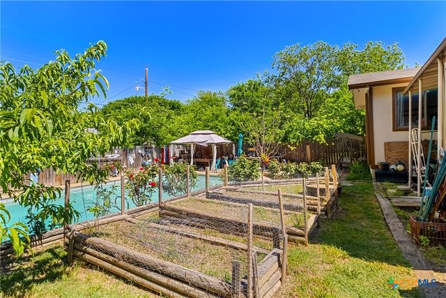 612 S 1st Street, Copperas Cove, TX 76522