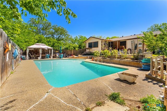 612 S 1st Street, Copperas Cove, TX 76522