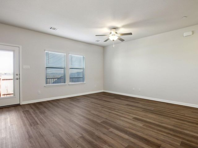 104 Calcite RD 2, Kyle, TX 78640