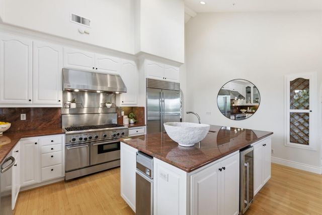 40 Kataoka Court, Redwood City, CA 94062