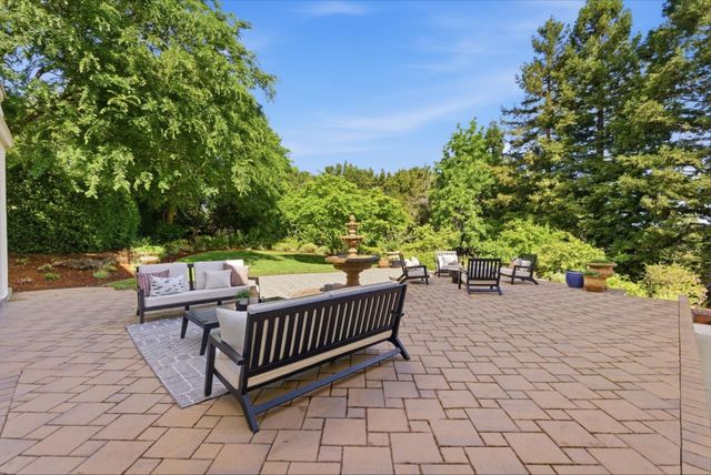 40 Kataoka Court, Redwood City, CA 94062