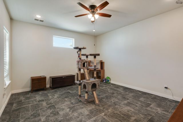 8 GILBERT ROAD, Burkburnett, TX 76354