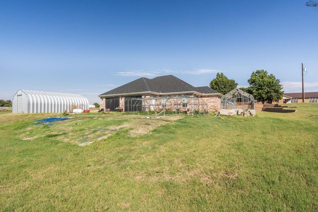 8 GILBERT ROAD, Burkburnett, TX 76354