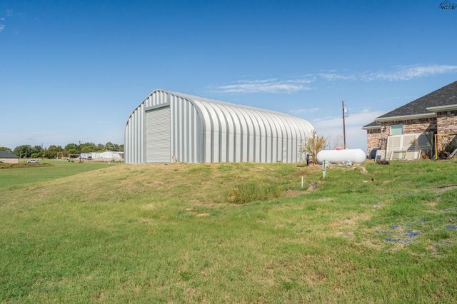 8 GILBERT ROAD, Burkburnett, TX 76354