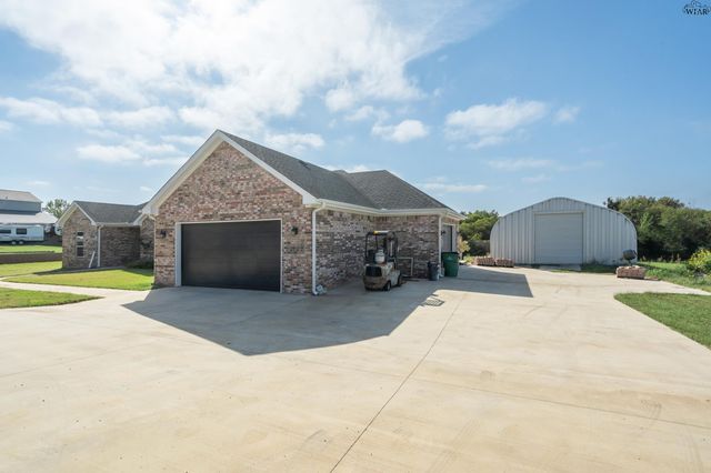 8 GILBERT ROAD, Burkburnett, TX 76354