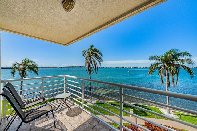 6105 BAHIA DEL MAR CIRCLE 382, St Petersburg, FL 33715