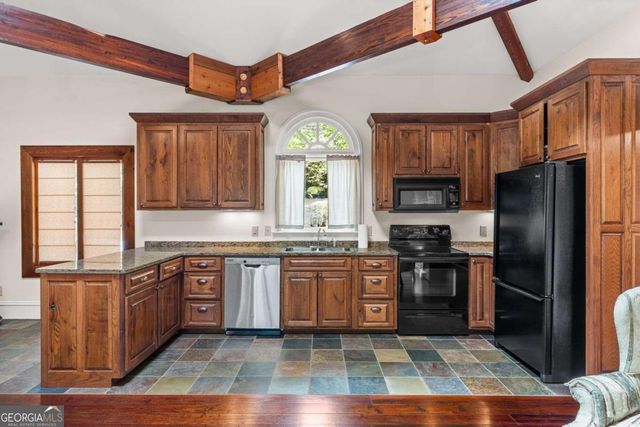 9975 BALL GROUND Highway, Ball Ground, GA 30107
