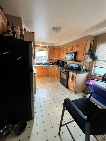 2 Congress Court D, Saginaw, MI 48602
