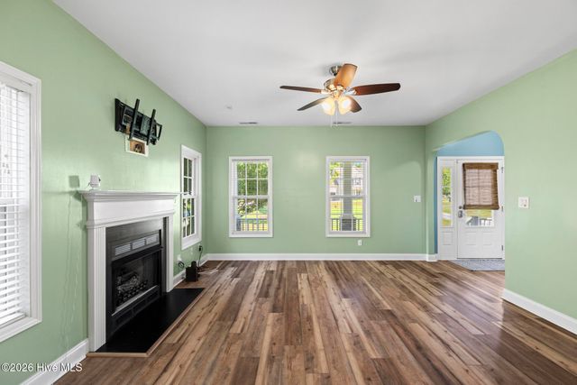 220 Gelynda Court, Holly Ridge, NC 28445