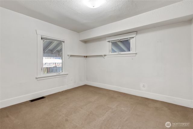 864 S Fife Street, Tacoma, WA 98405