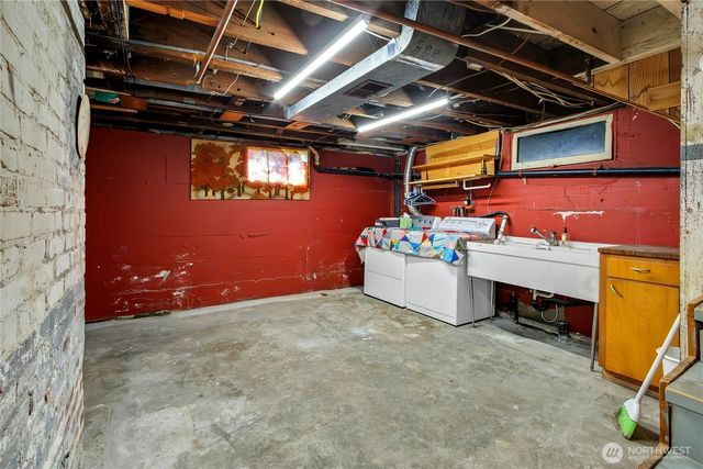 864 S Fife Street, Tacoma, WA 98405