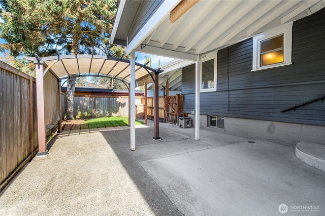 864 S Fife Street, Tacoma, WA 98405