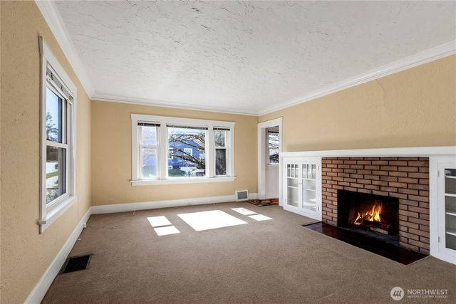 864 S Fife Street, Tacoma, WA 98405