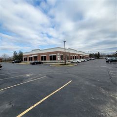 20 Lawrence Bell Drive, Amherst, NY 14221