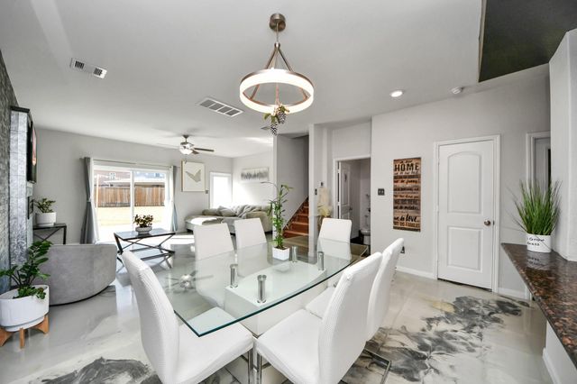 15203 Albert Oak Drive, Humble, TX 77396
