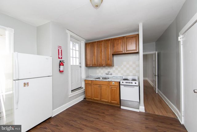 2707 WESTFIELD AVE, Camden, NJ 08105