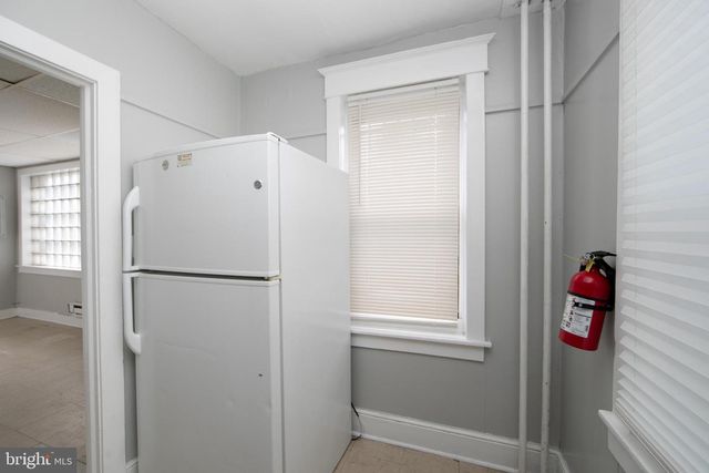 2707 WESTFIELD AVE, Camden, NJ 08105