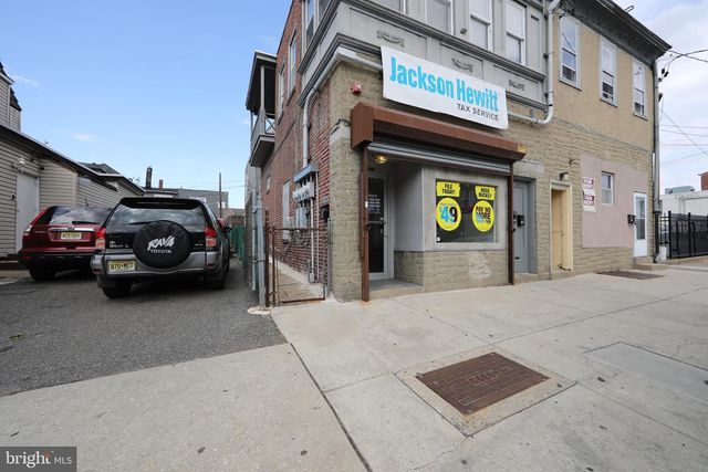 2707 WESTFIELD AVE, Camden, NJ 08105